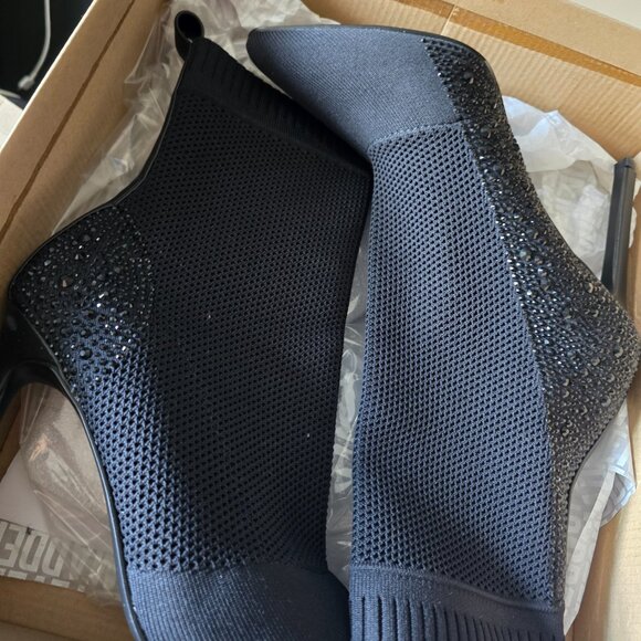 Steve Madden Boots - Picture 2 of 5